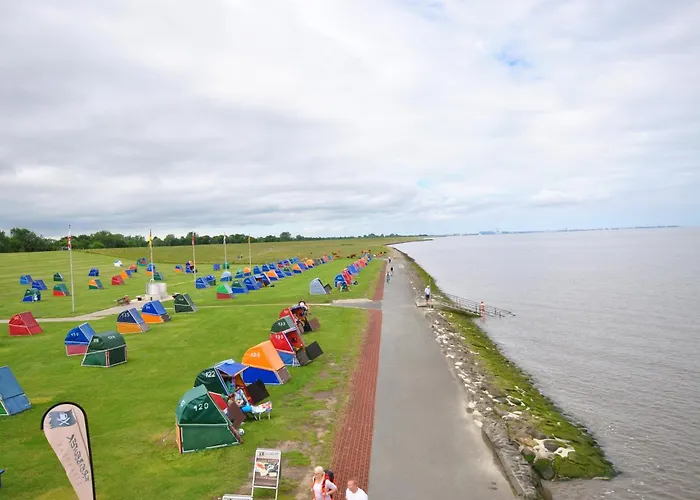 Saltkrokan 度假居 奥滕多夫